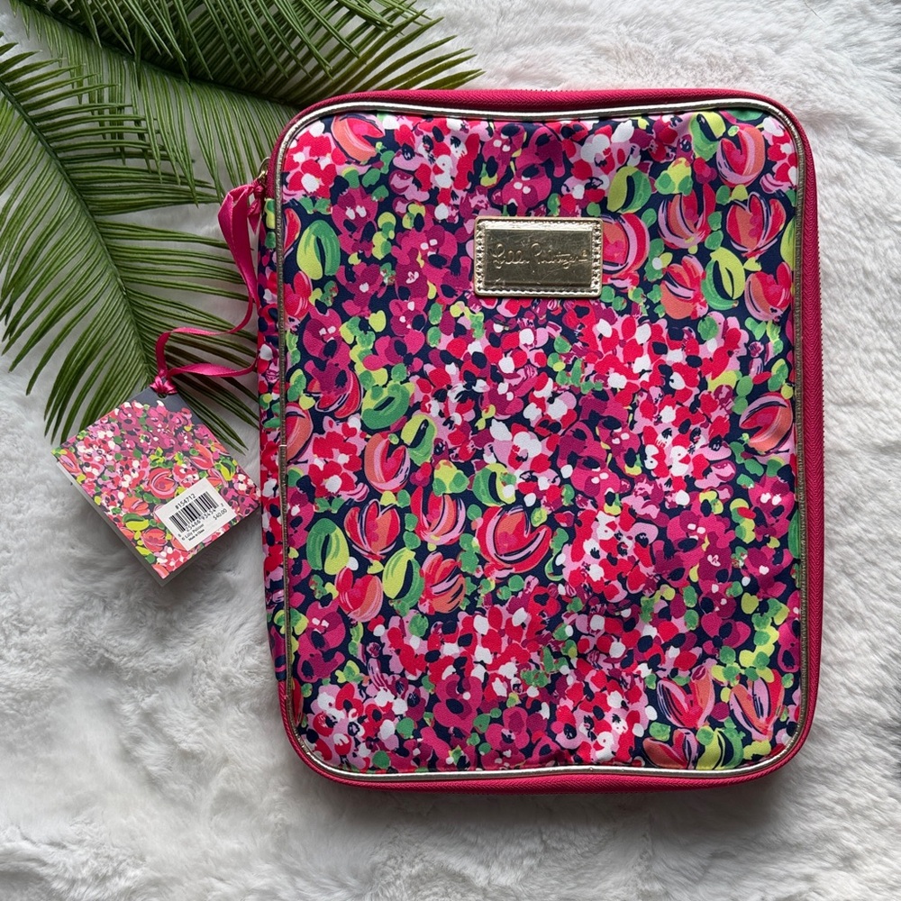 NWT Lilly Pulitzer Floral Pink, Green Zipper Folio